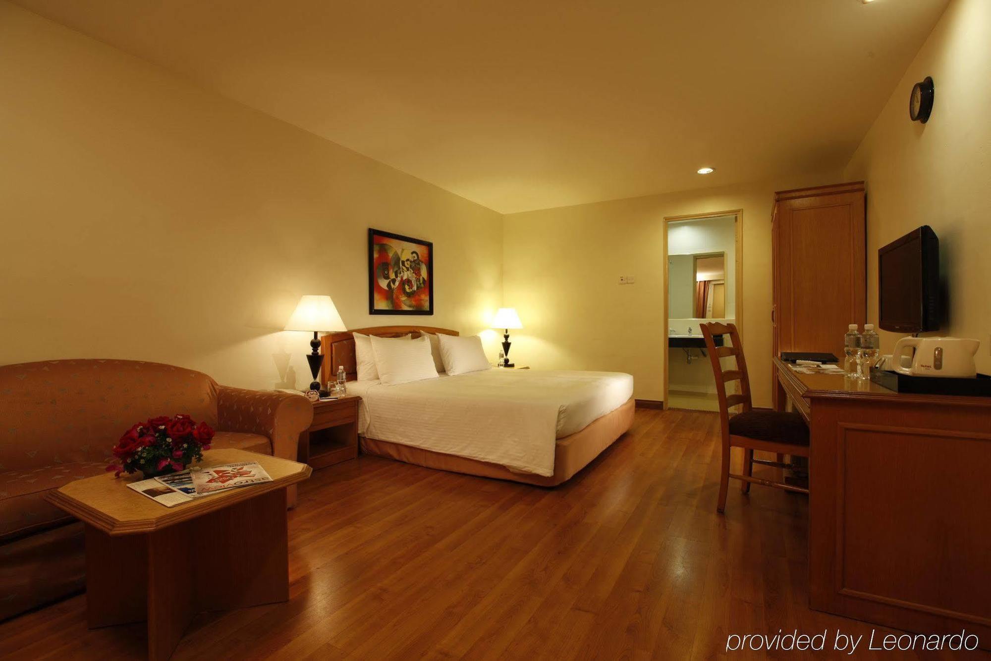 Ibis Styles Sepang Klia Hotel Exterior photo